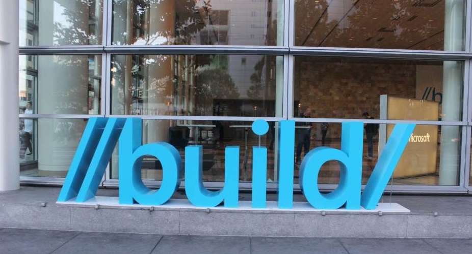 Microsoft-Build-2016-sign-Novet